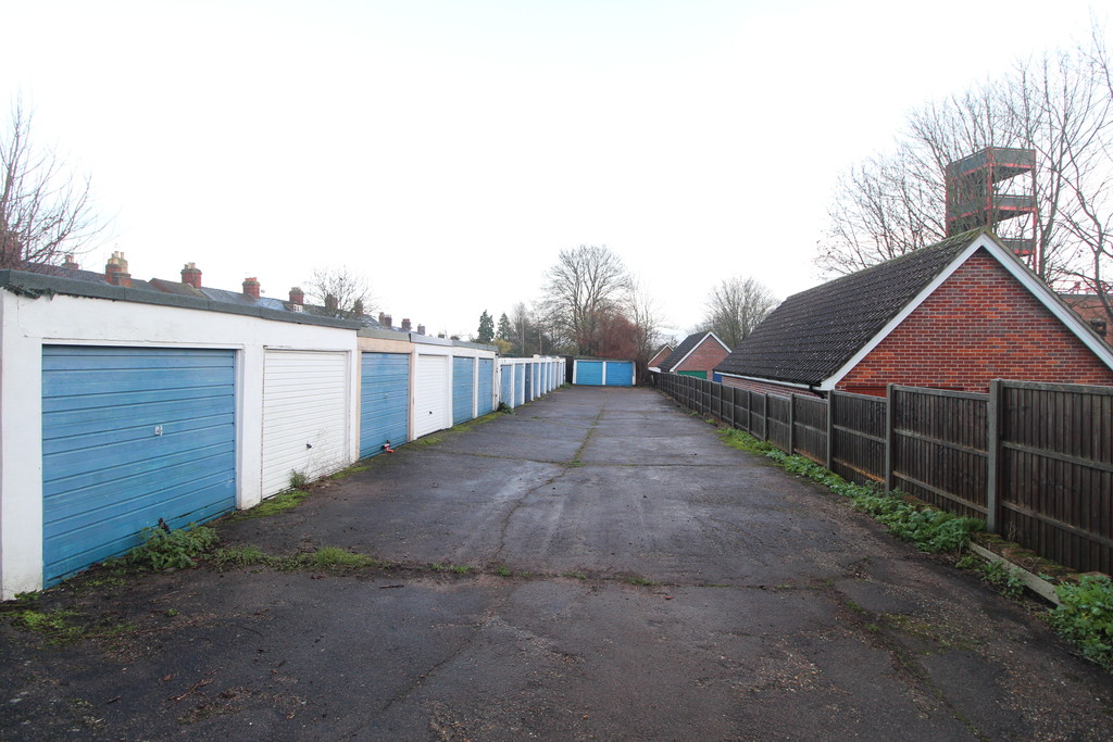 Martin & Co Bury St Edmunds 0 bedroom Garages Let in Bury St Edmunds