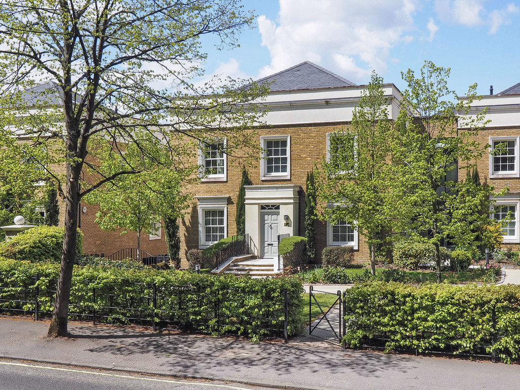 Connaught Square, Winchester Martin & Co
