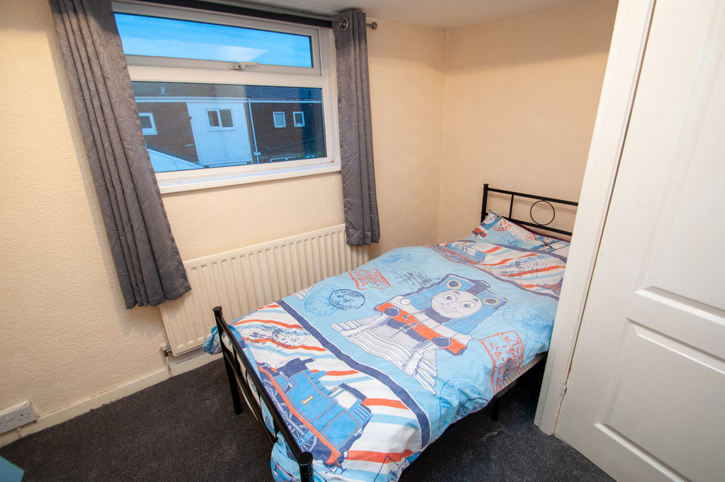 Martin & Co Sunderland 3 bedroom End of Terrace House Let in Hopkins