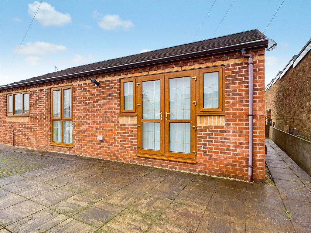 Martin & Co Rotherham 2 bedroom Detached Bungalow SSTC in Hollybush