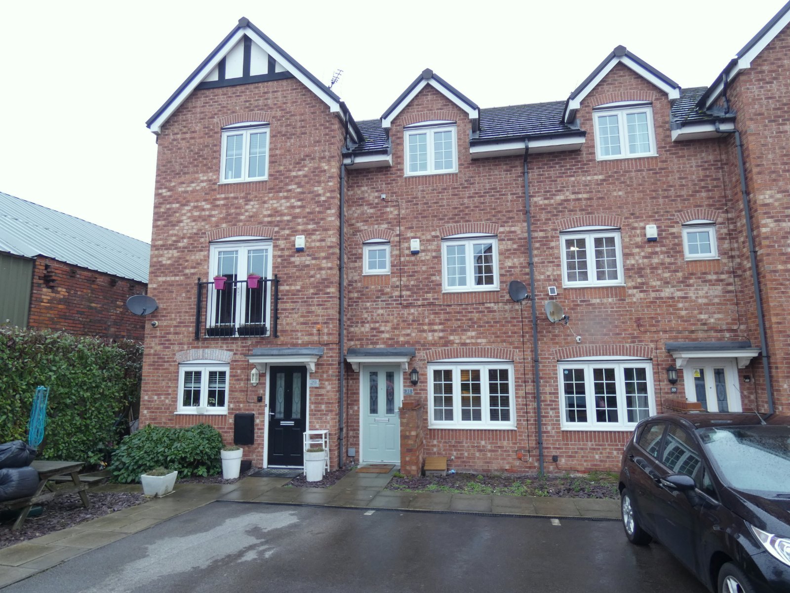 Whitegates Cleckheaton 4 bedroom House For Sale in Malthouse Court