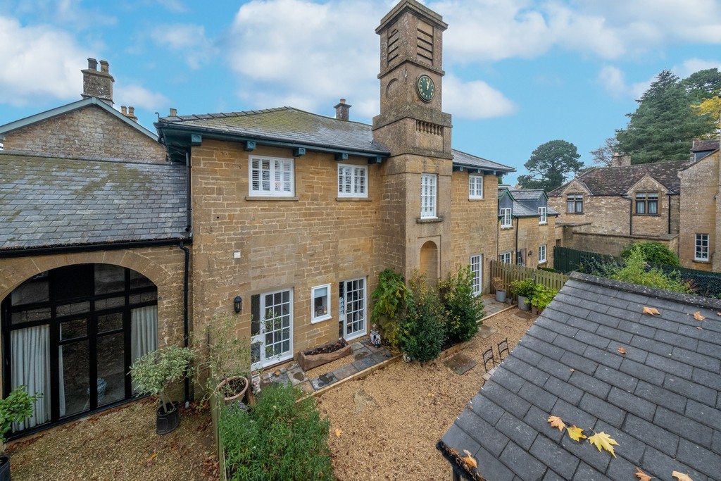 Martin & Co Yeovil 4 bedroom Terraced House Let in Aldon House, Yeovil