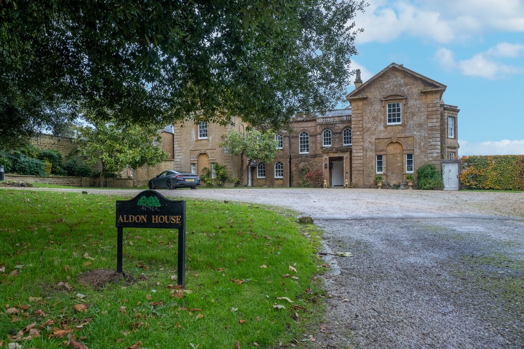 Martin & Co Yeovil 4 bedroom Terraced House Let in Aldon House, Yeovil