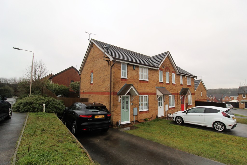 Martin & Co Mansfield 2 bedroom End of Terrace House SSTC in St