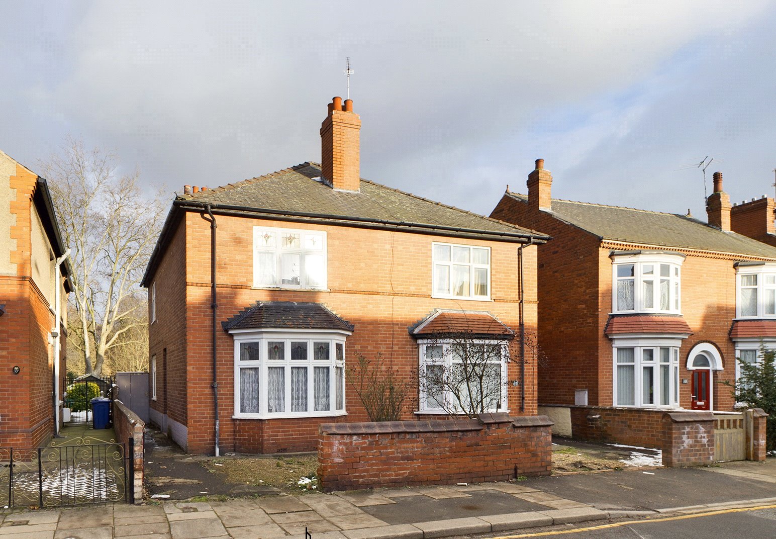 Whitegates Doncaster 3 bedroom House For Sale in Chequer Road, Doncaster