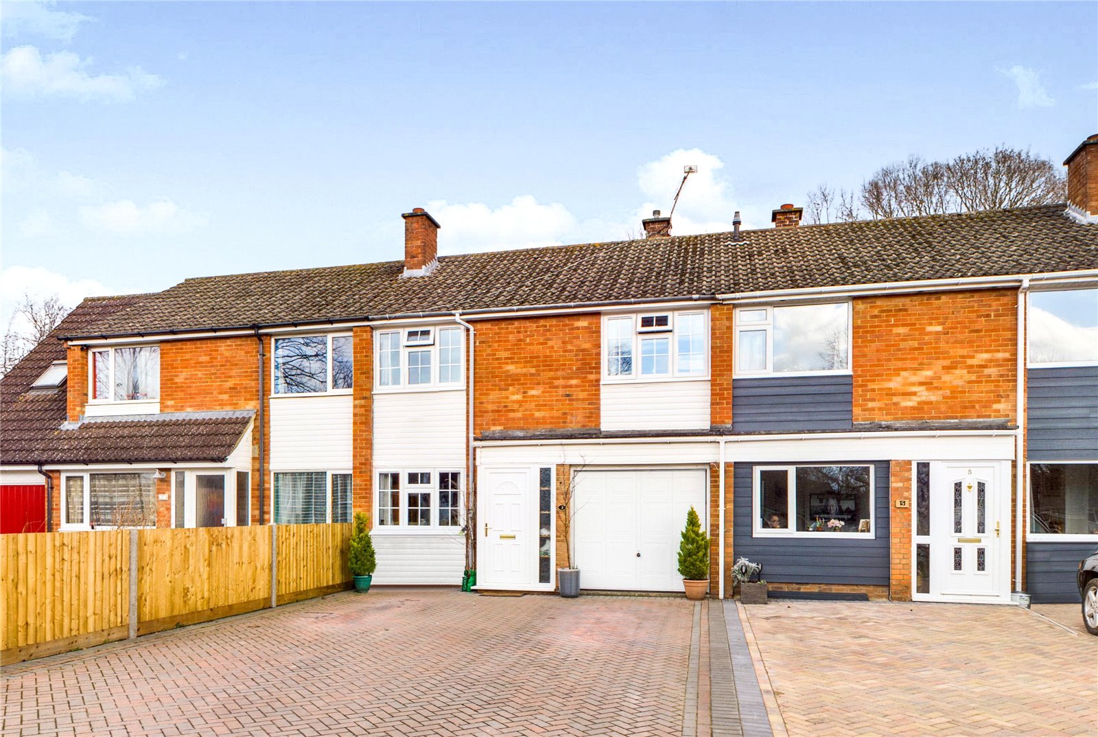 Parkers Tadley 3 bedroom House SSTC in Barlows Road, Tadley