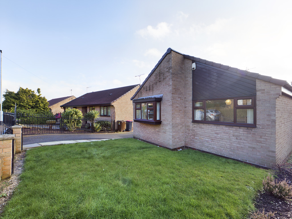 Martin & Co Rotherham 2 bedroom Detached Bungalow SSTC in Birchall