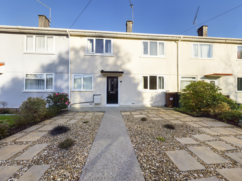 Martin & Co Plymouth 3 bedroom Terraced House SSTC in St Peters Road