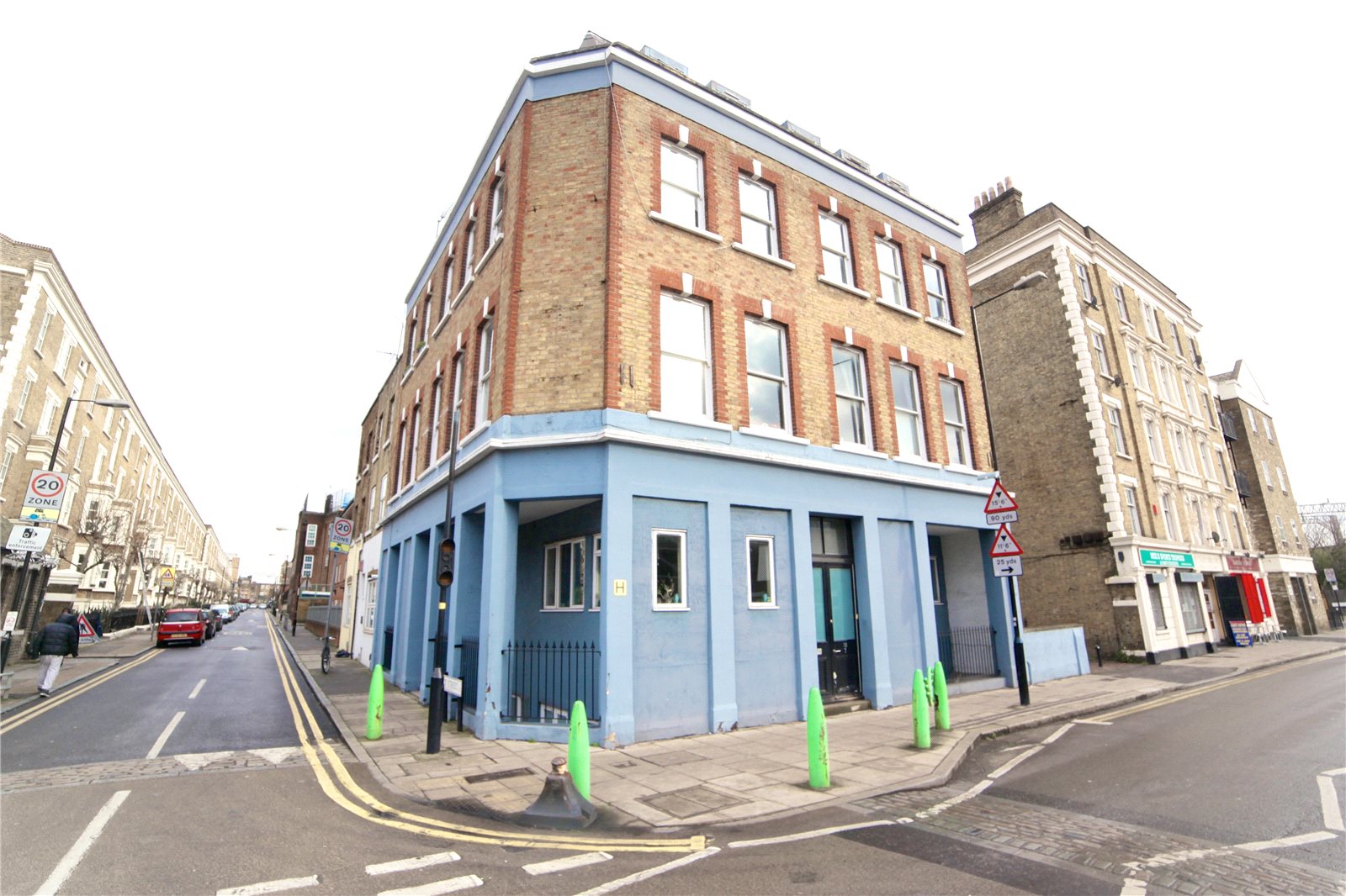 Ellis & Co Bethnal Green 2 bedroom Flat To Let in Three Colts Lane, London