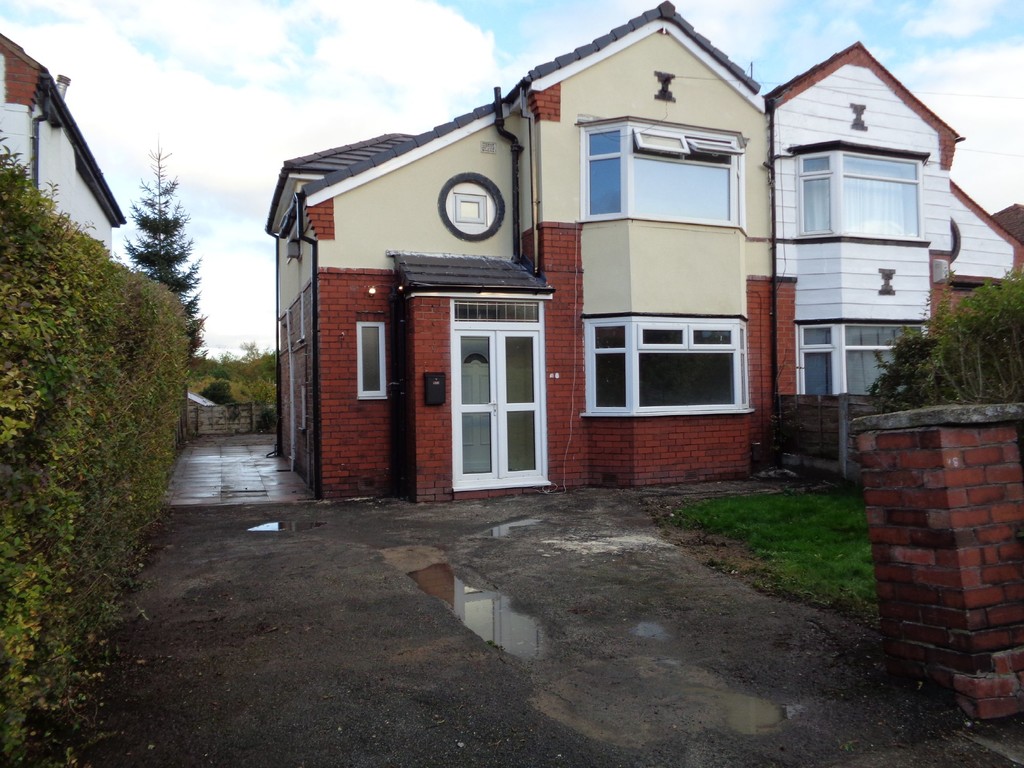 Martin & Co Manchester Prestwich 3 bedroom SemiDetached House For Sale