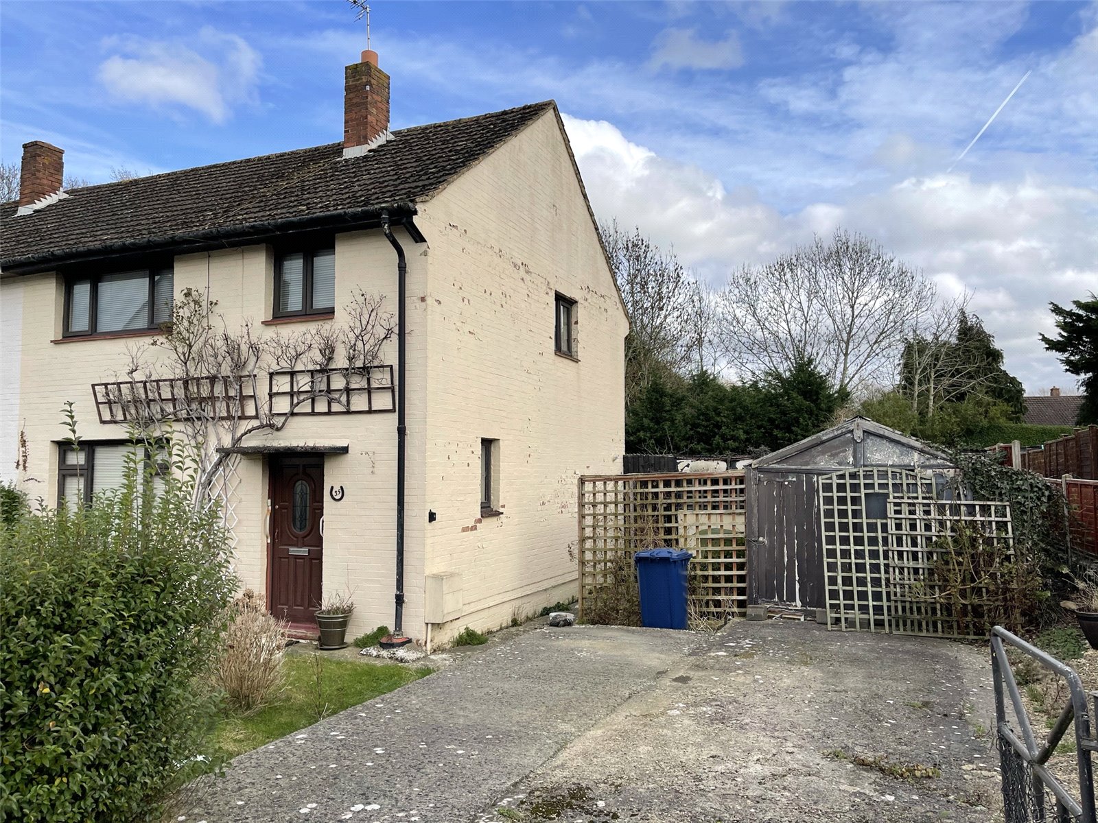 CJ Hole Hucclecote 3 bedroom House SSTC in Tamar Road, Brockworth