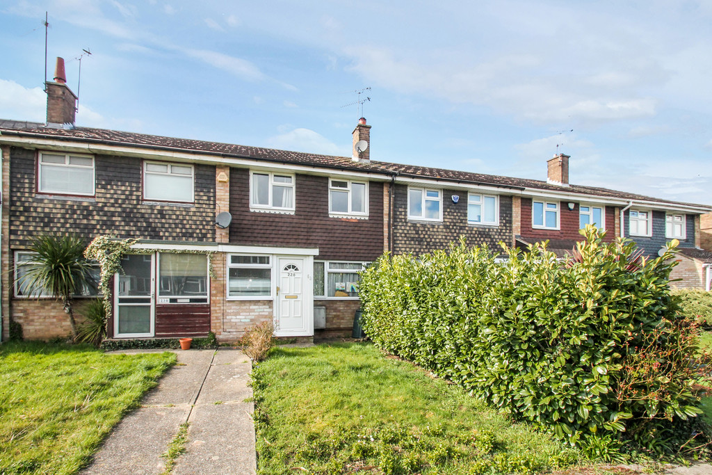 Martin & Co Chelmsford 3 bedroom Terraced House SSTC in Drive