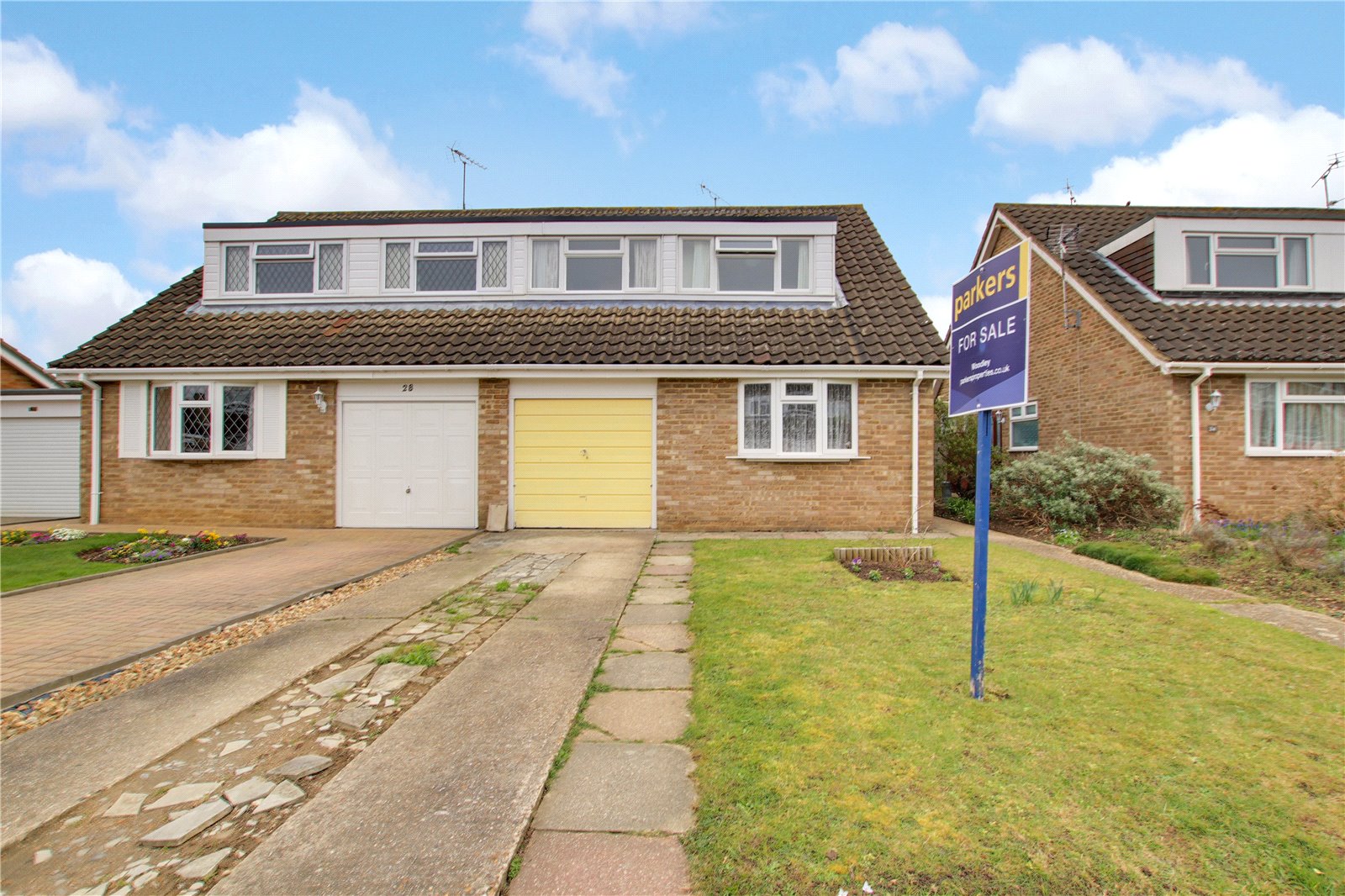 Parkers Woodley 5 bedroom House SSTC in Telford Crescent, Woodley, Reading