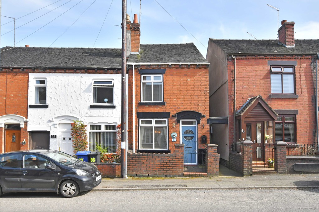Martin & Co Newcastle under Lyme 2 bedroom End of Terrace House Let in