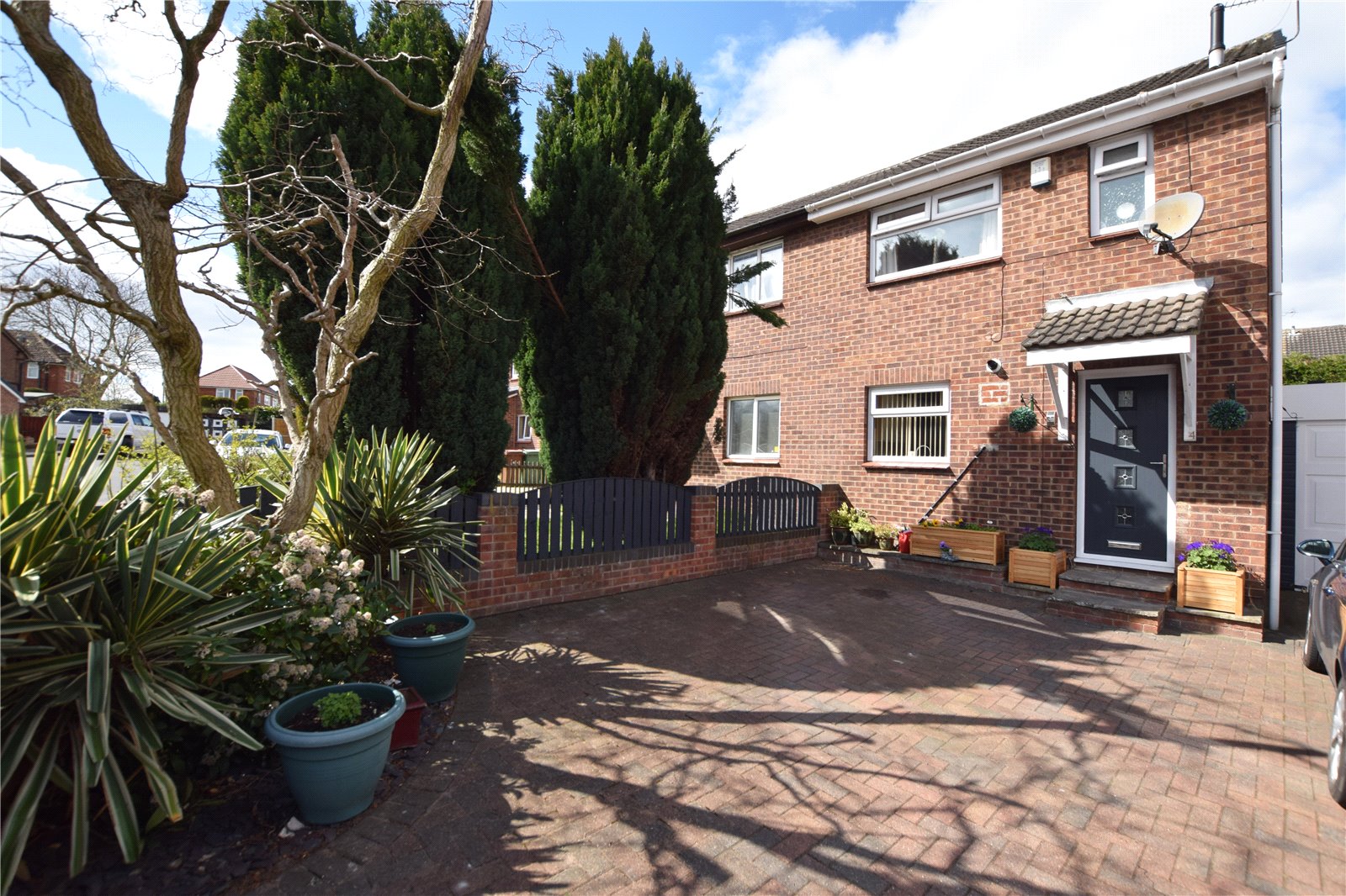 Whitegates South Leeds 3 bedroom House SSTC in Grange Fields Road