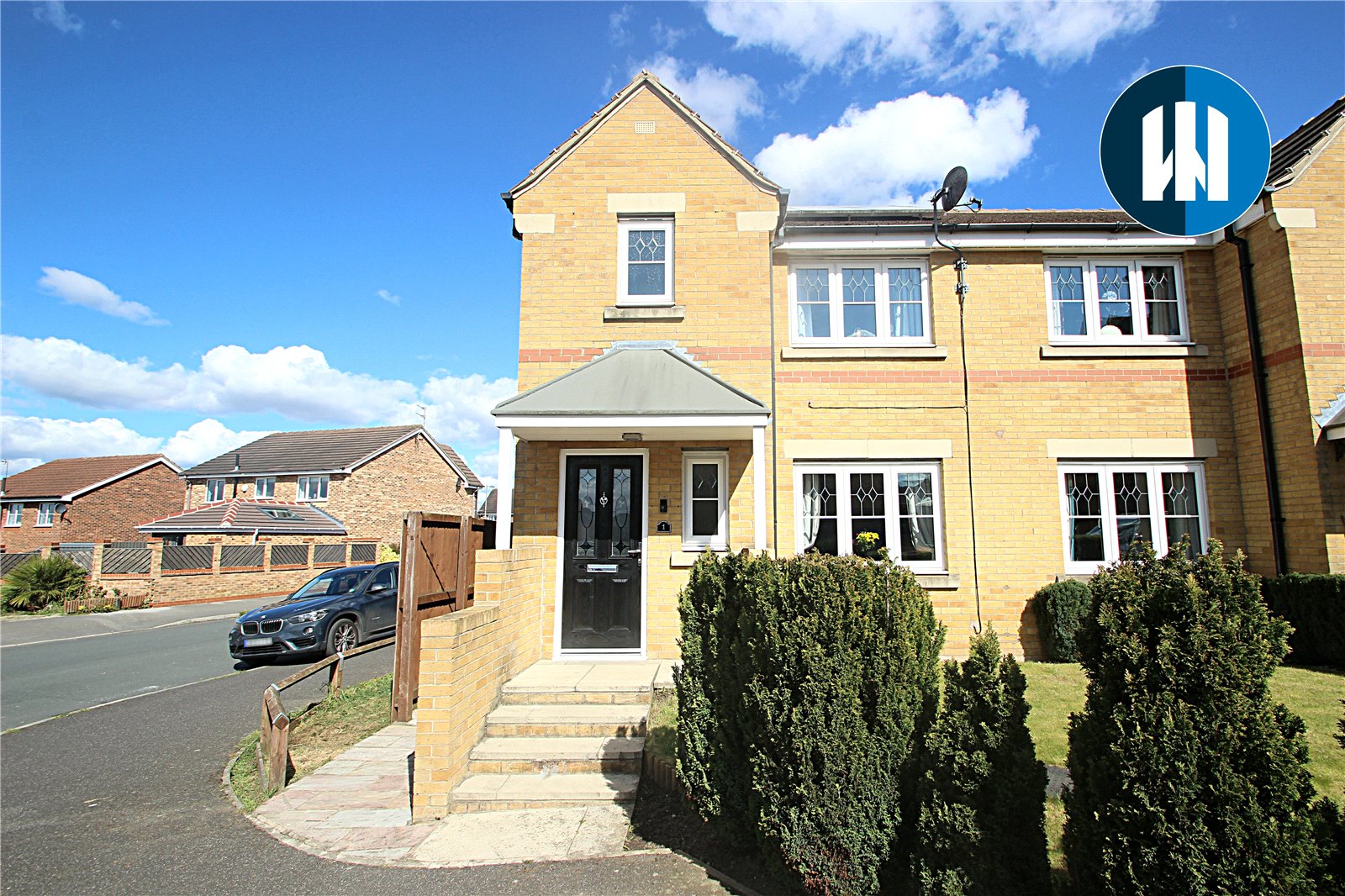 Whitegates Pontefract 3 bedroom House SSTC in Ryegrass Gardens, Castleford
