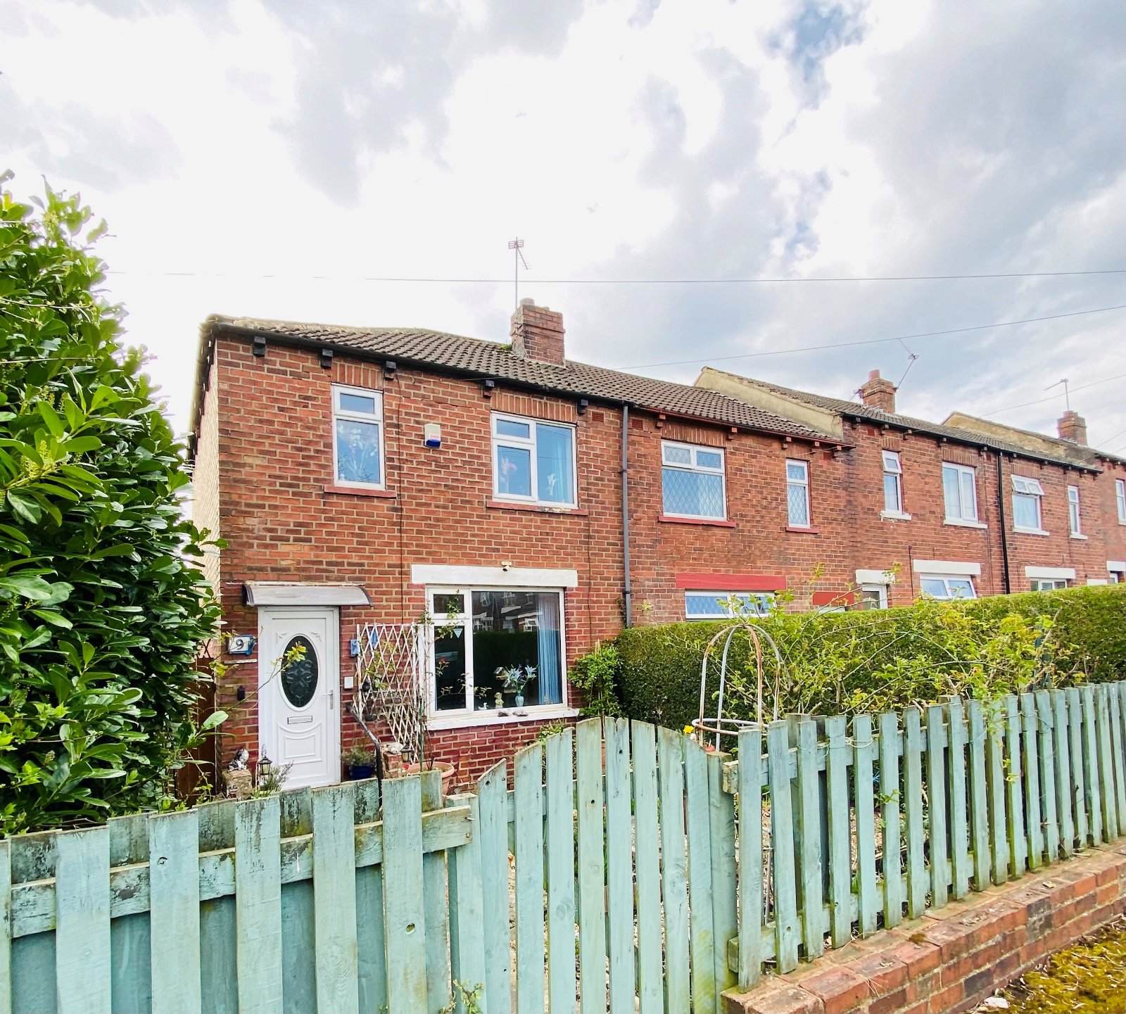 Whitegates Cleckheaton 3 bedroom House For Sale in Cornmill Drive, Liversedge