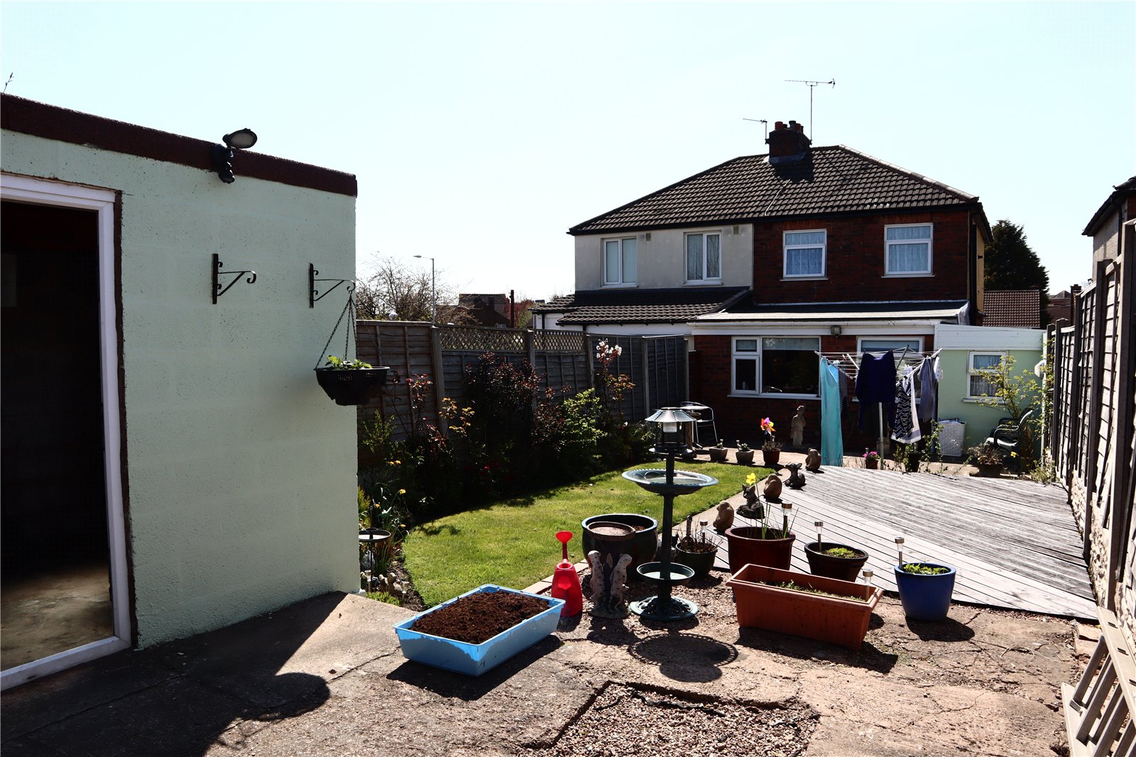 Whitegates Wolverhampton 3 bedroom House For Sale in Deans Road