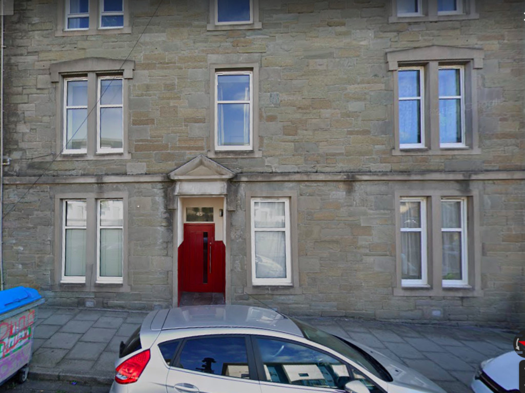 Martin & Co Dundee 2 bedroom Flat Let in Erskine Street, Dundee