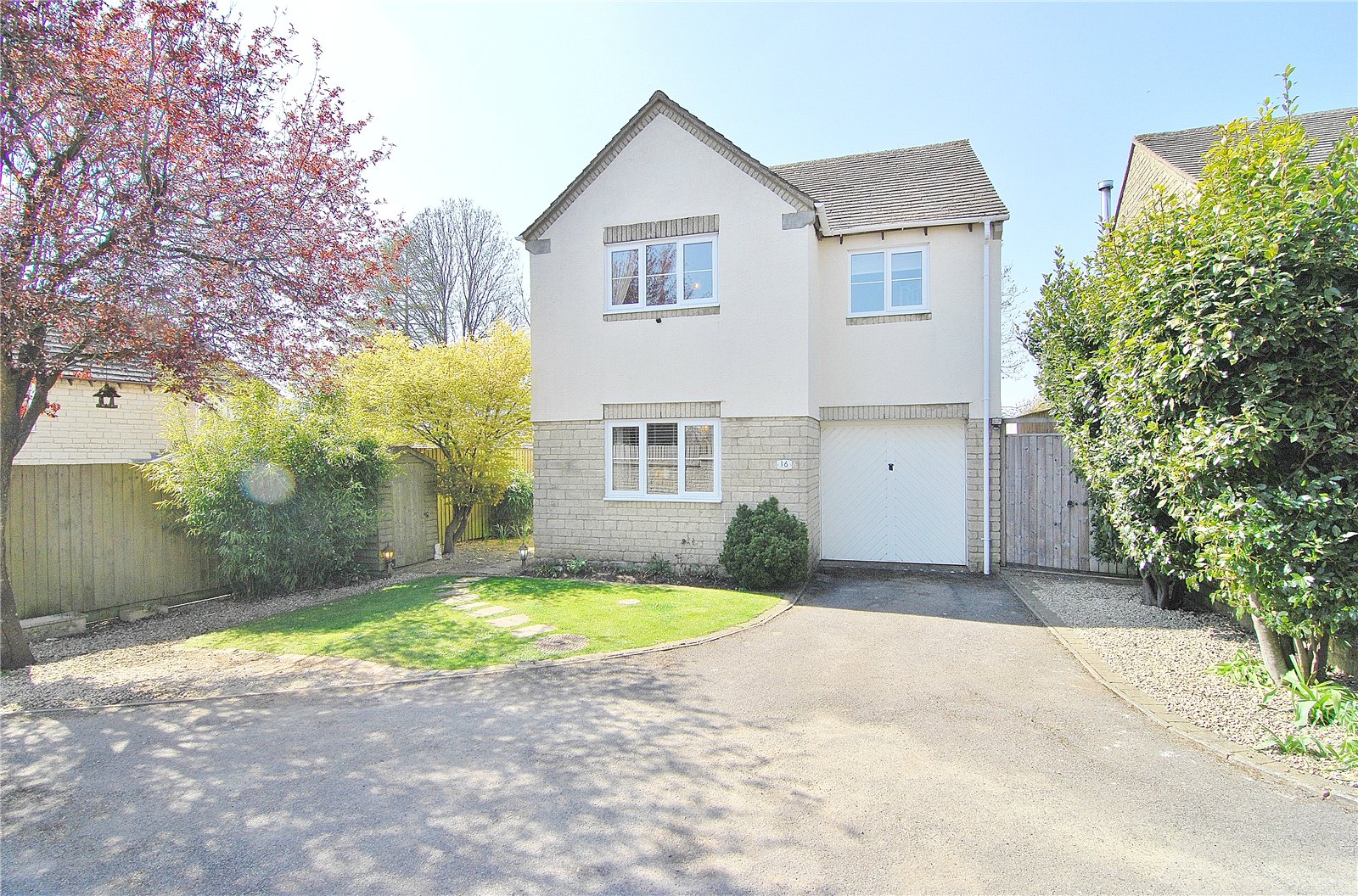 Parkers Stroud 4 bedroom House SSTC in Stonecote Ridge, Bussage, Stroud