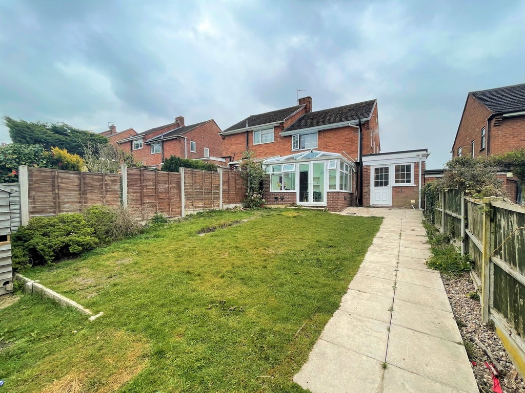 Martin & Co Shrewsbury 3 bedroom SemiDetached House Let in Woodside