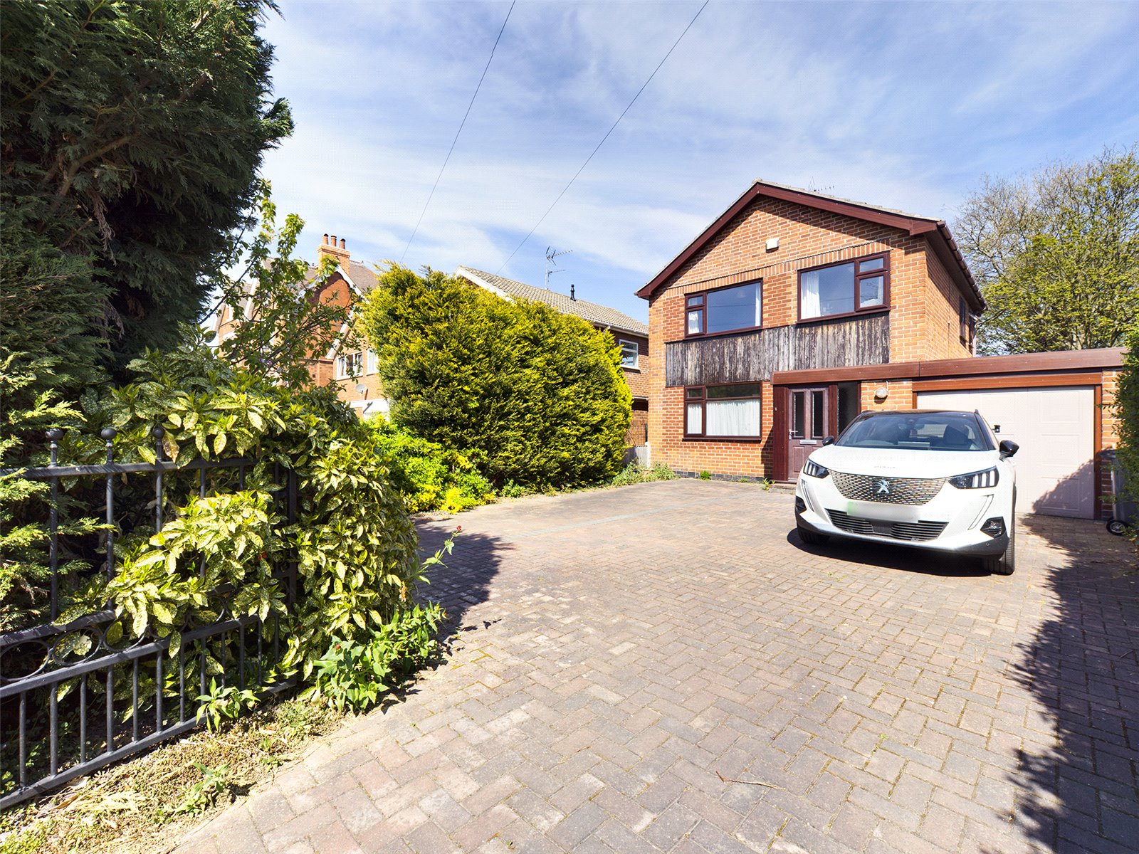Whitegates Beeston 3 bedroom House SSTC in Station Road, Beeston, Nottingham