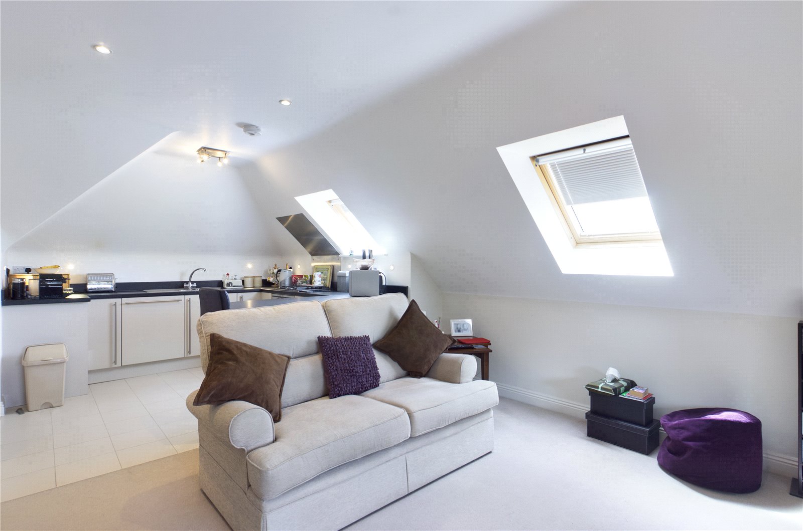 Parkers Tilehurst 2 bedroom Flat For Sale in Armour Road ...