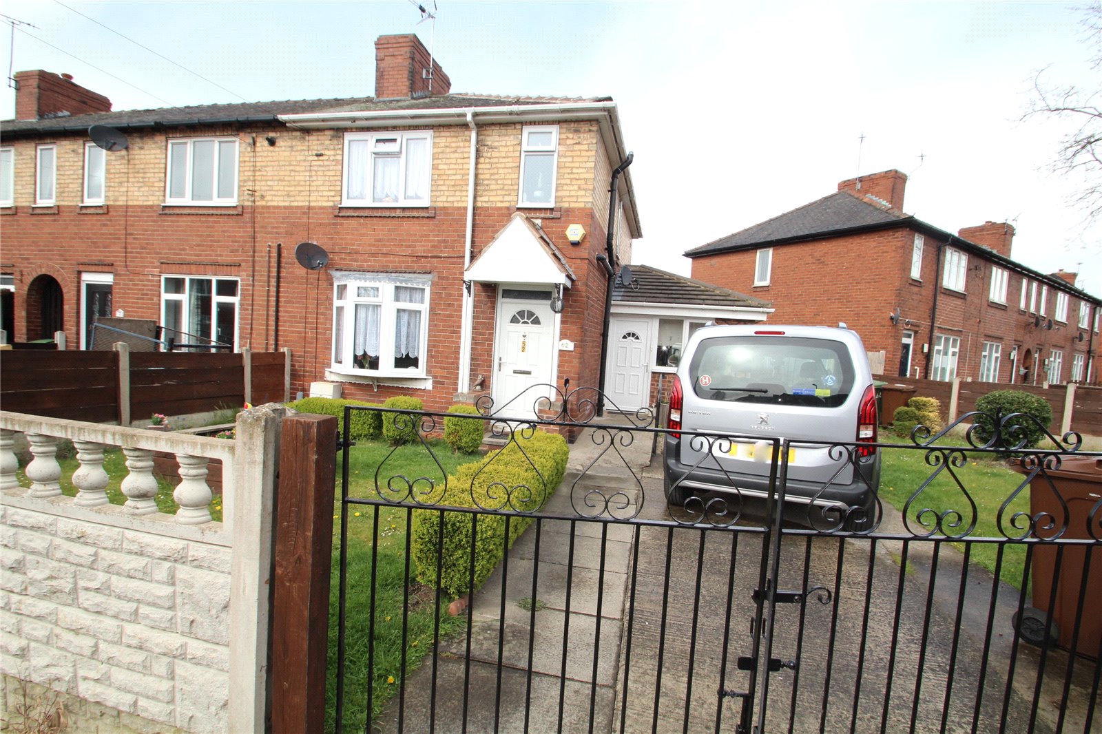 Whitegates Pontefract 2 bedroom House SSTC in Wood View Avenue, Castleford