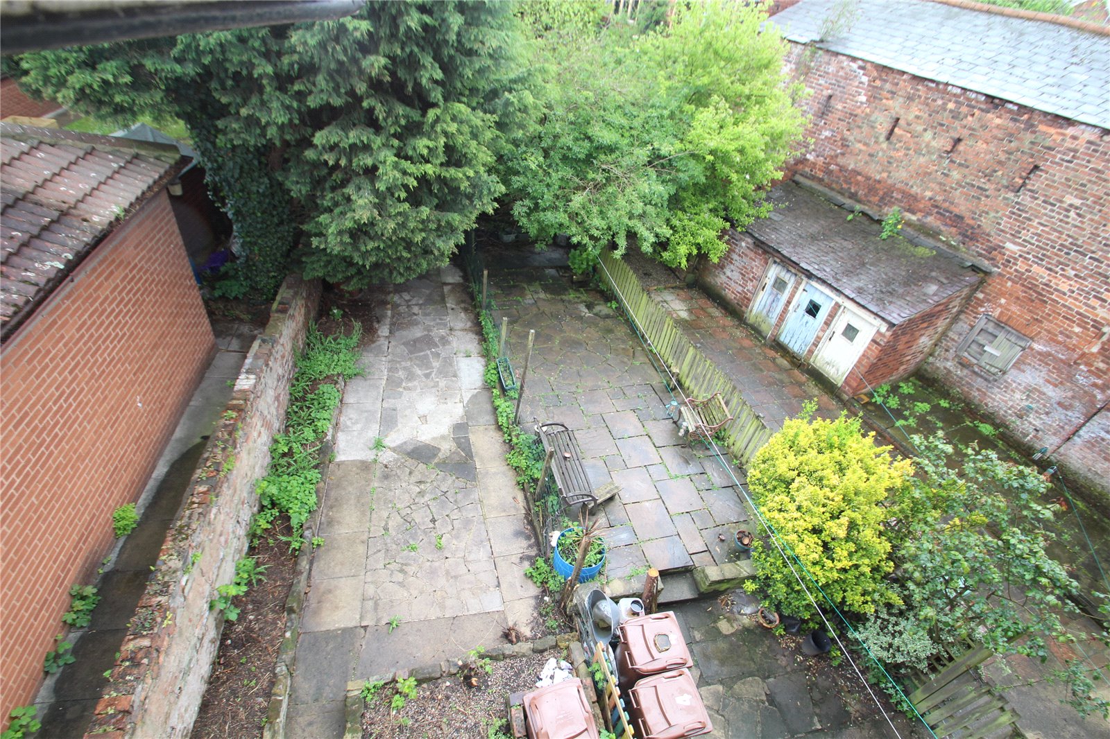 Whitegates Pontefract 2 bedroom House SSTC in Walkergate, Pontefract