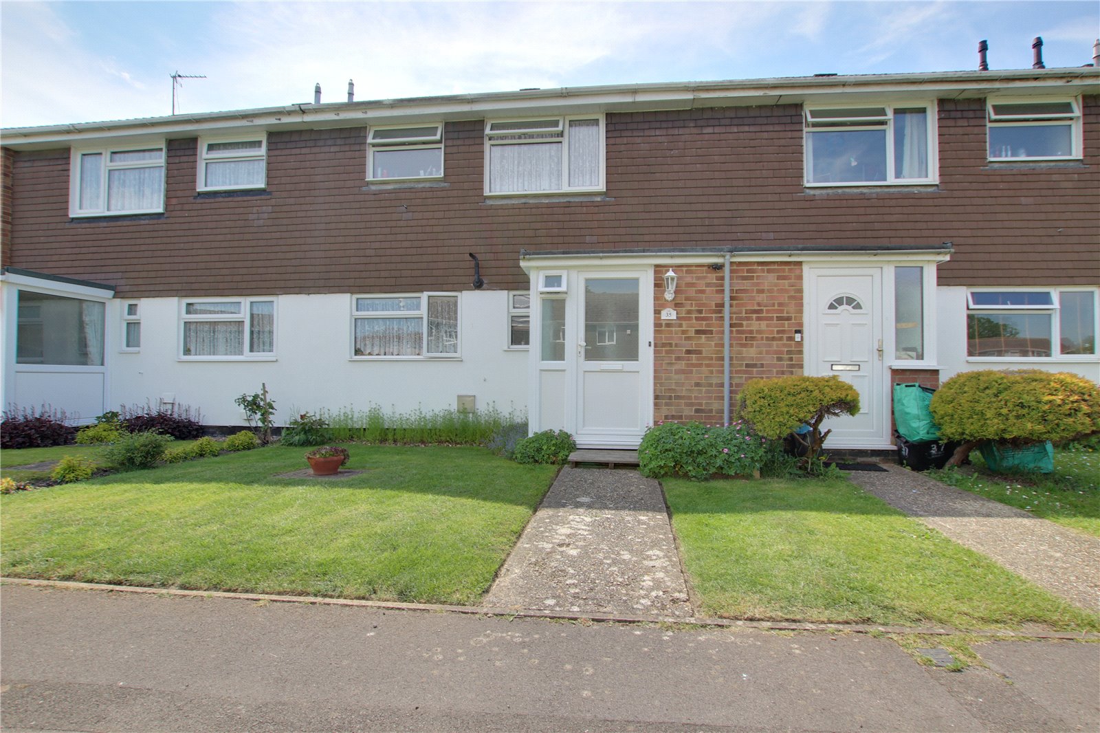 Parkers Woodley 3 bedroom House For Sale in Sherbourne Drive, Woodley