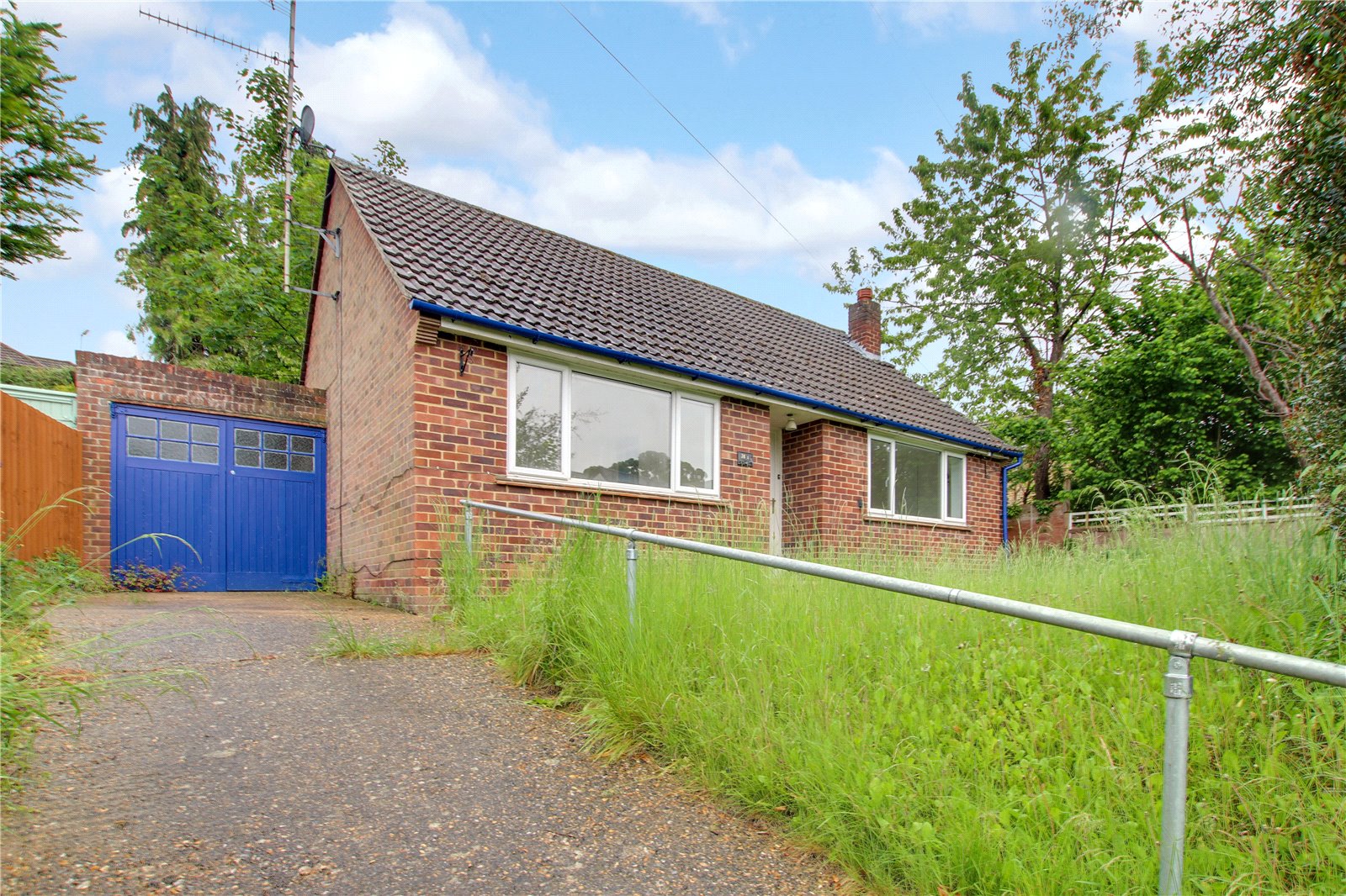 Parkers Caversham 2 bedroom Bungalow SSTC in Hemdean Road, Caversham