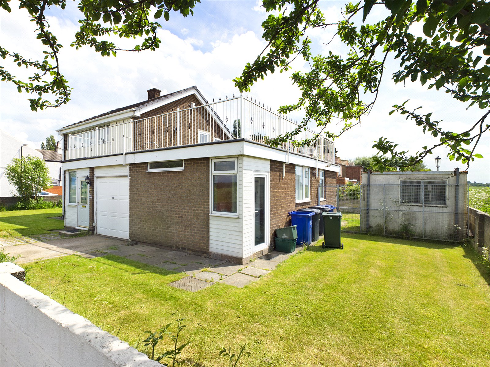 Whitegates Doncaster 3 bedroom House For Sale in Adwick Lane, Doncaster