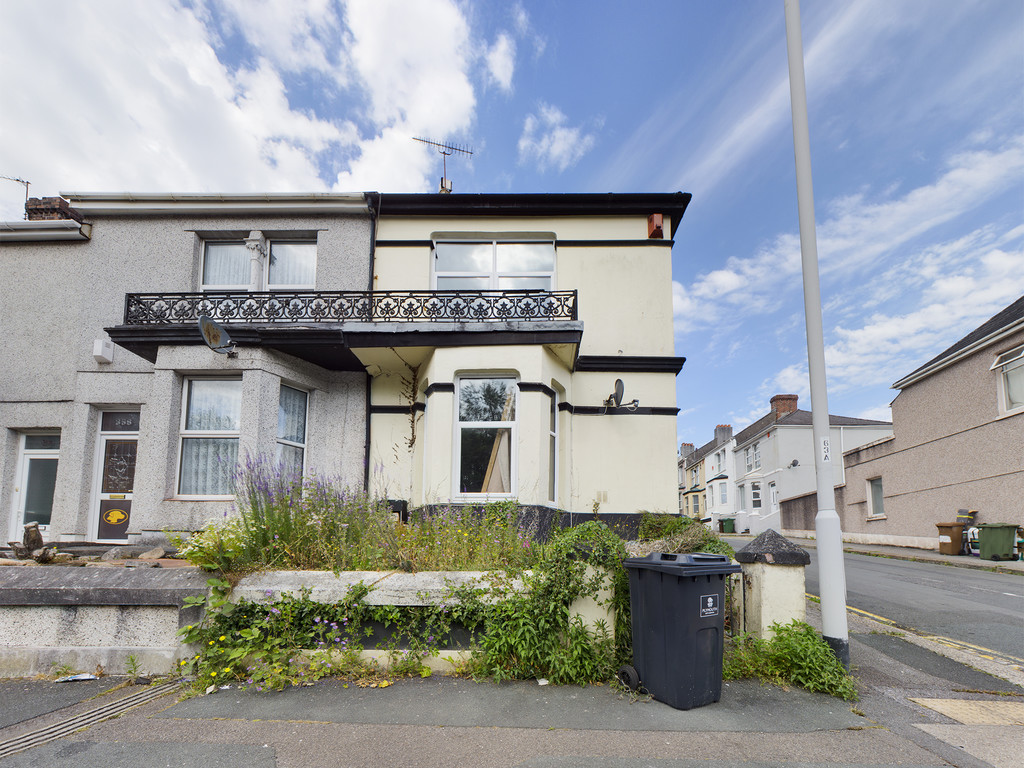 Martin & Co Plymouth 2 bedroom End of Terrace House For Sale in