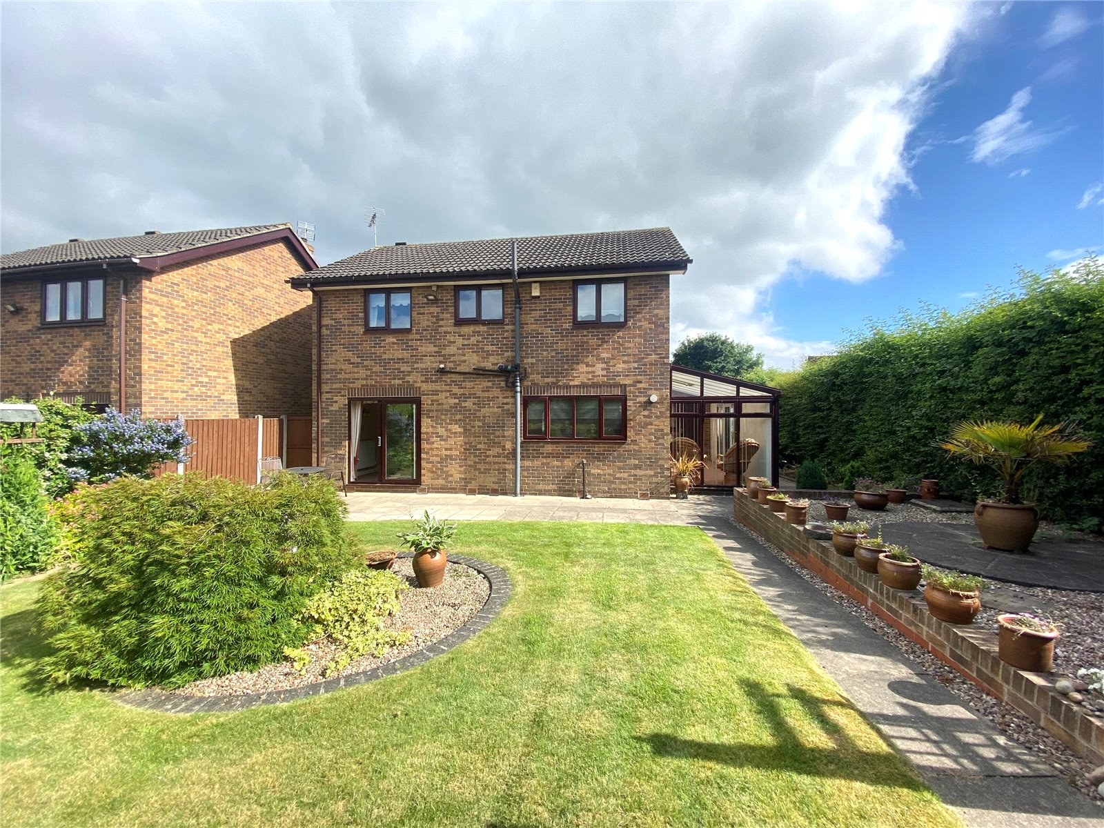 Whitegates Heanor 4 bedroom House SSTC in Banksburn Close, Heanor