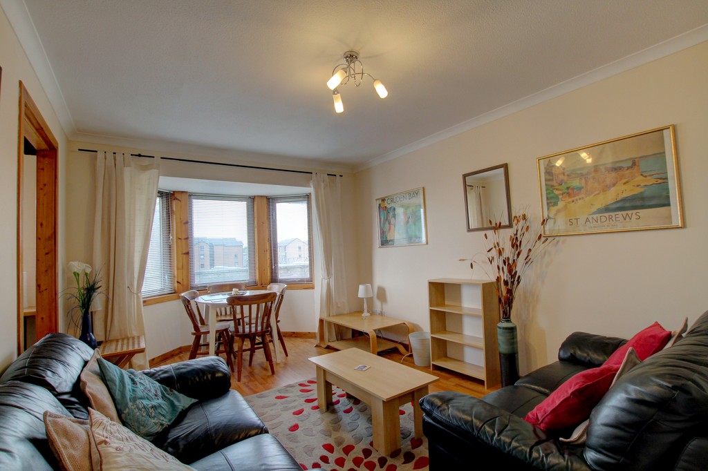 Martin & Co Dundee 2 bedroom Flat SSTC in Taylors Lane, Dundee