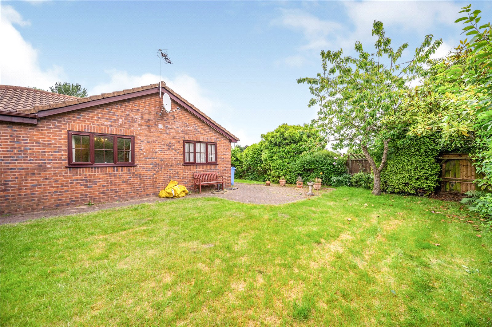 Whitegates Huyton 3 bedroom Bungalow SSTC in Newbury Close, Liverpool