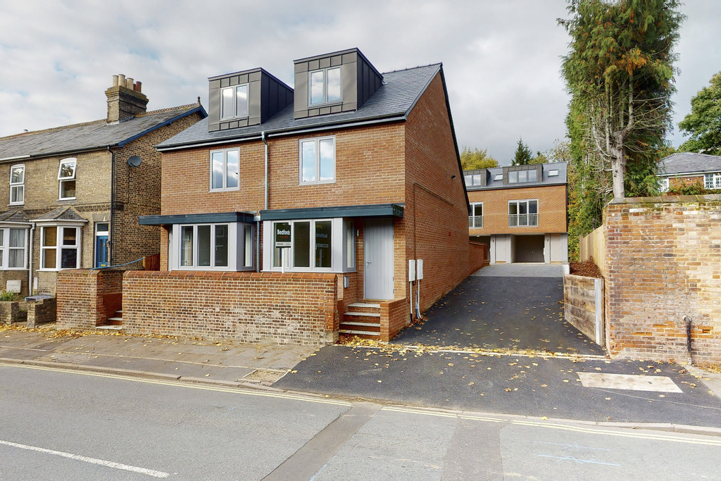 Martin & Co Bury St Edmunds 3 bedroom SemiDetached House For Sale in