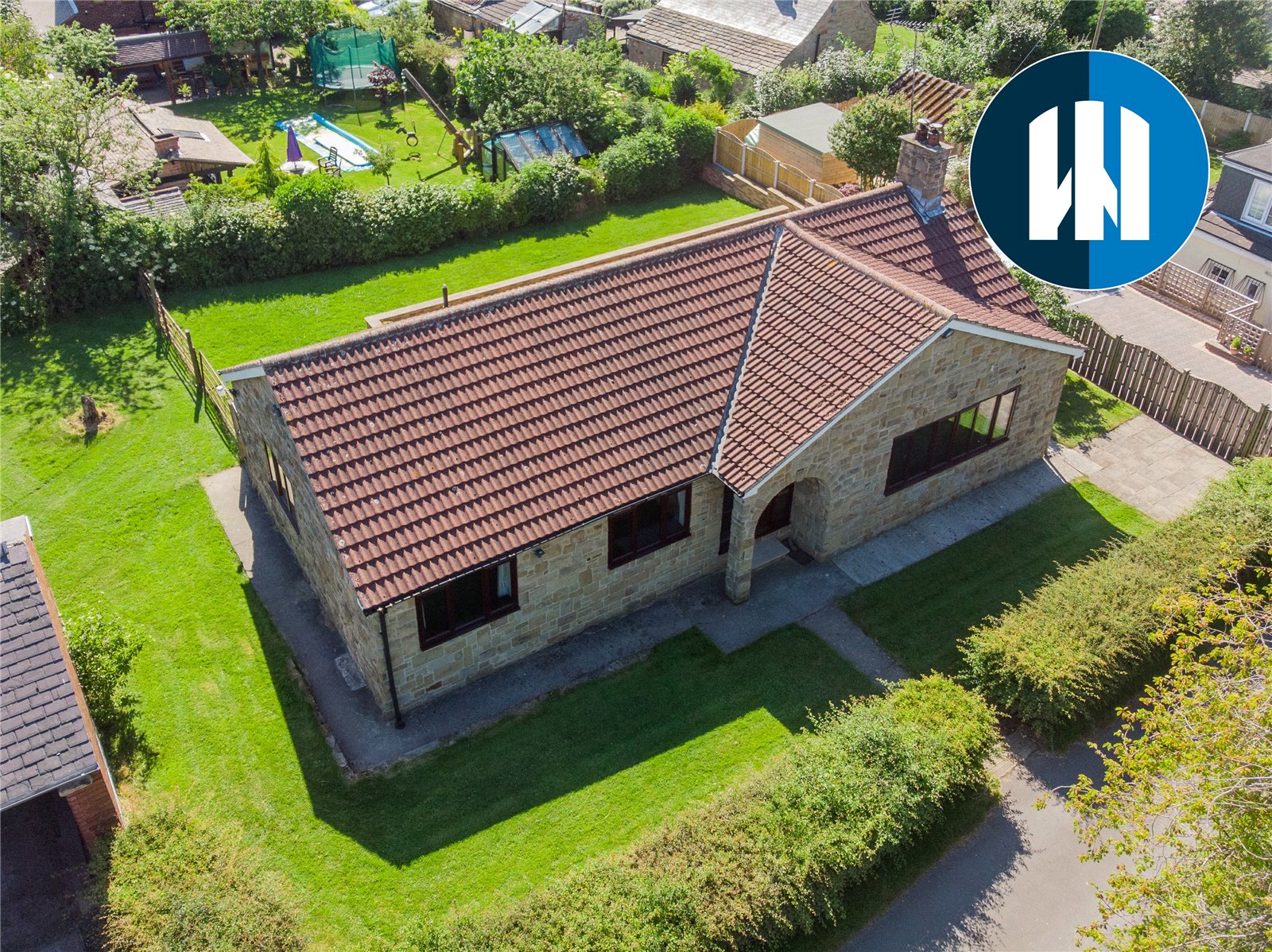 Whitegates Hemsworth 3 bedroom Bungalow SSTC in Station Road, Hemsworth