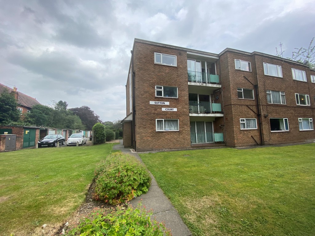 Martin & Co Sutton Coldfield 2 bedroom Apartment Let Agreed in Sutton