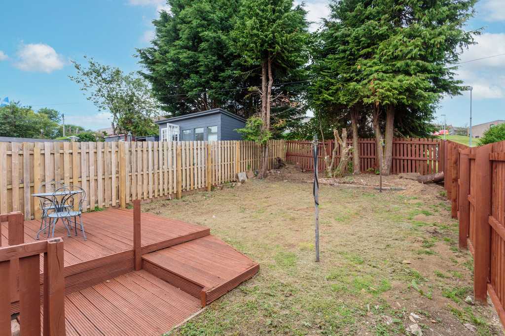 Martin & Co Bathgate 2 bedroom SemiDetached House For Sale in Pentland