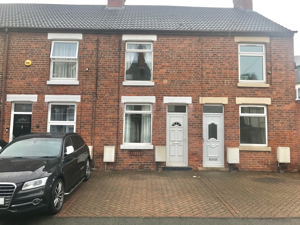 Martin & Co Worksop 2 bedroom Terraced House Let in Cemetery Road, Worksop