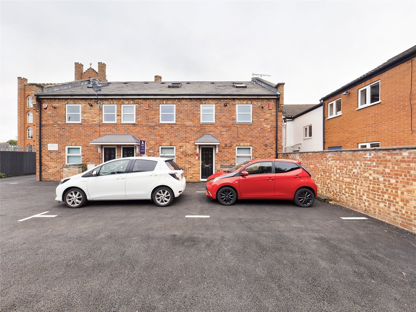 Whitegates Beeston 2 bedroom Flat To Let in Wollaton Road, Beeston