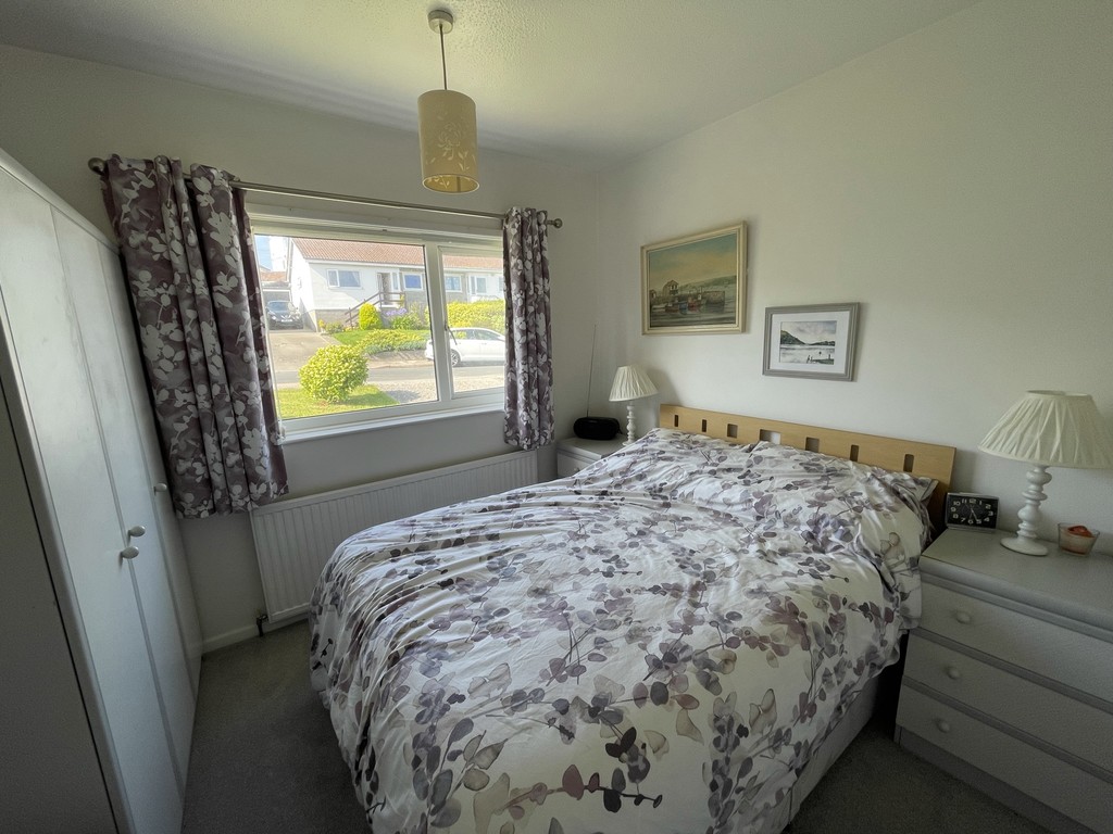 Martin & Co Falmouth 2 bedroom SemiDetached Bungalow Let in Conway