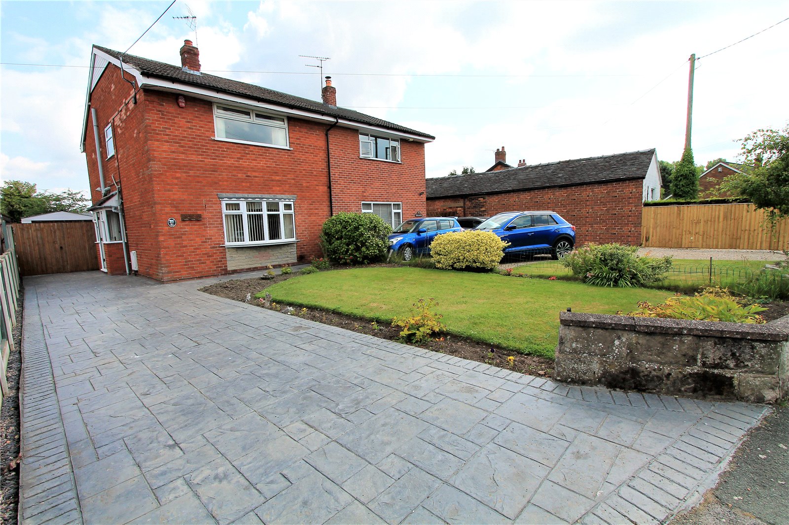 Whitegates Nantwich 3 bedroom House For Sale in Dig Lane, Wybunbury
