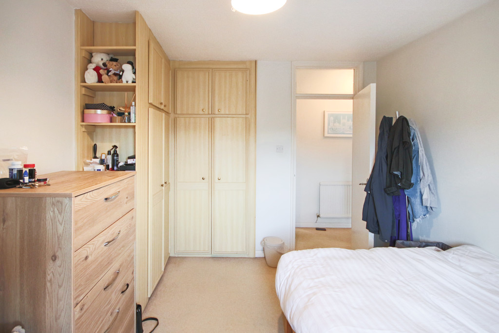 Martin & Co Cambridge 2 bedroom Apartment Let in Ventress Farm Court