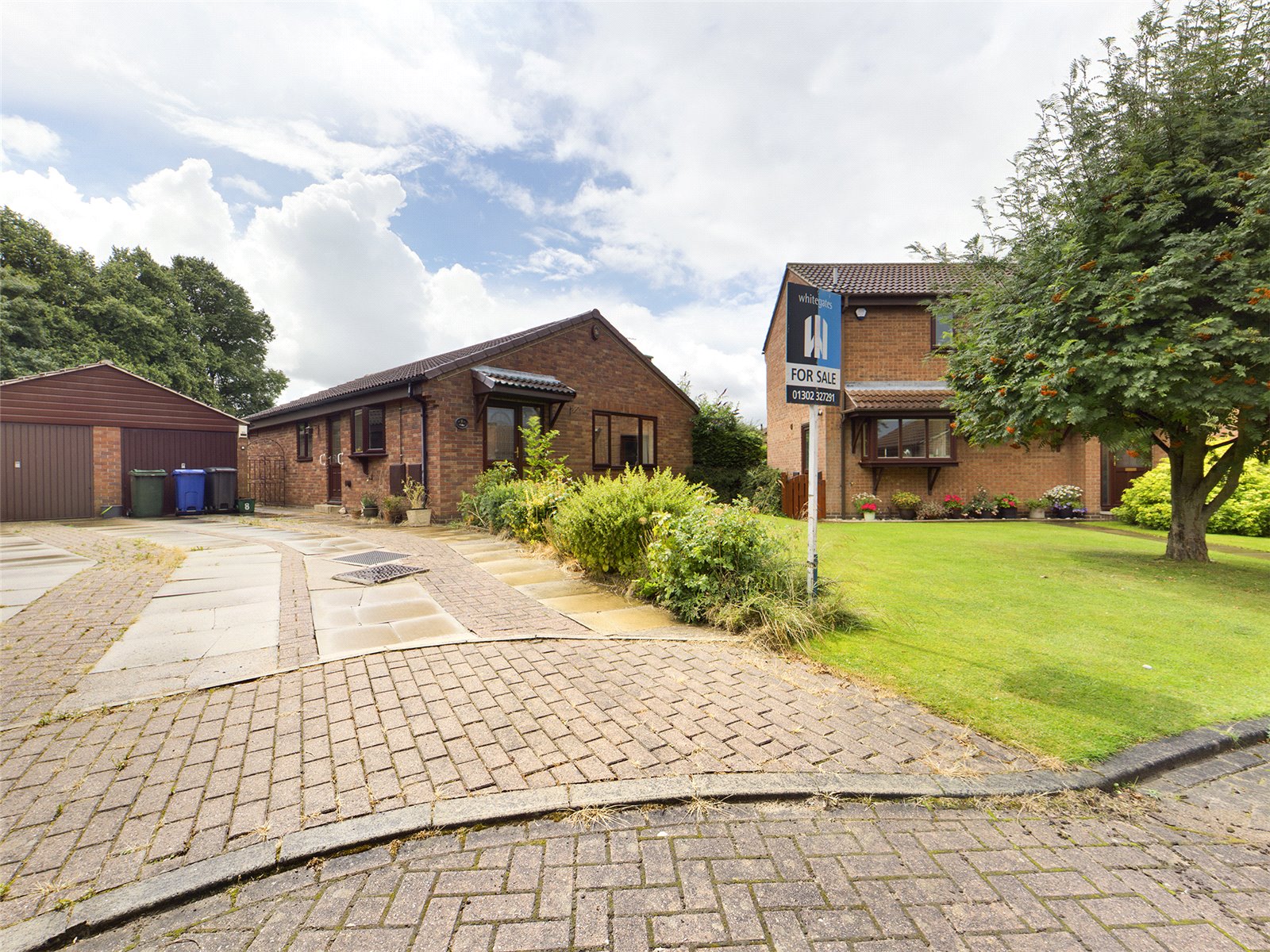 Whitegates Doncaster 2 bedroom Bungalow SSTC in Rye Croft, Conisbrough