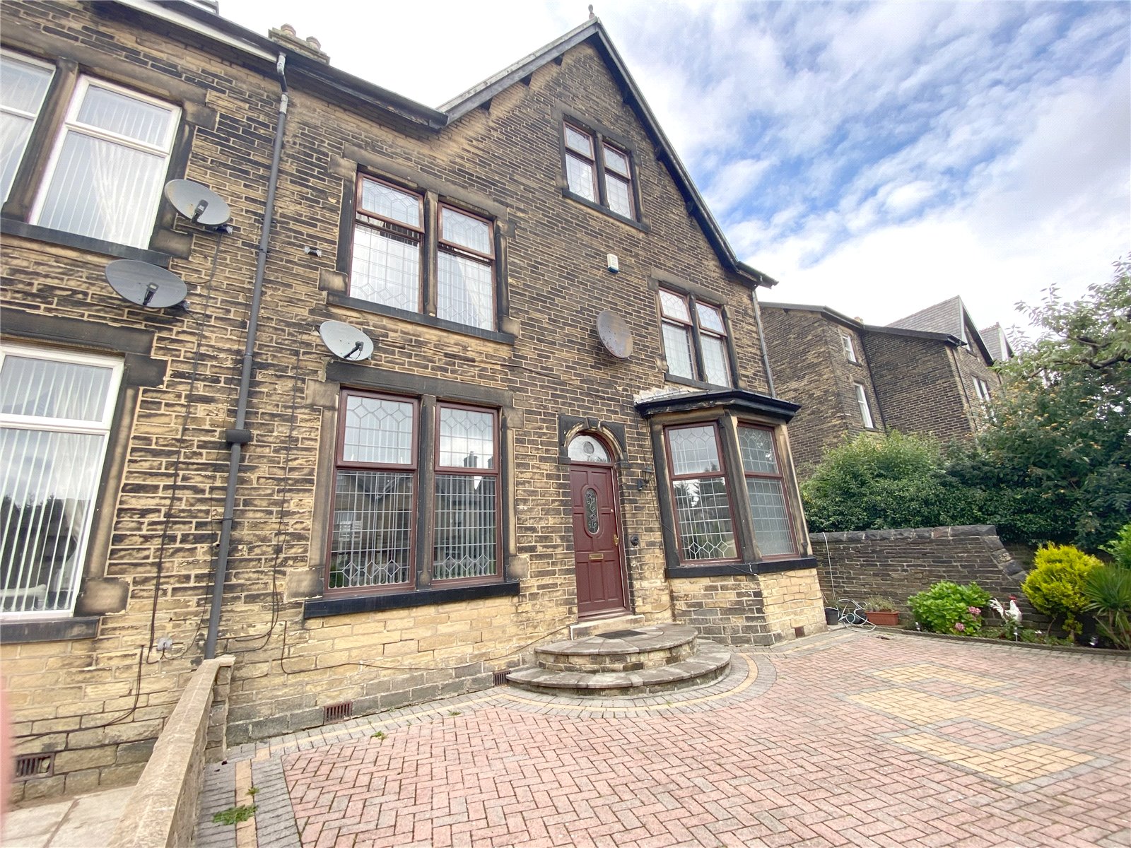 Pollard Lane, Bradford Whitegates