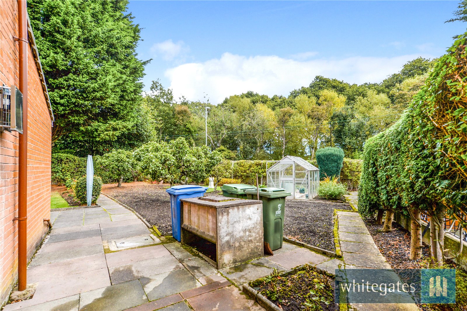 Whitegates West Derby 2 bedroom House SSTC in Glan Aber Park, Liverpool