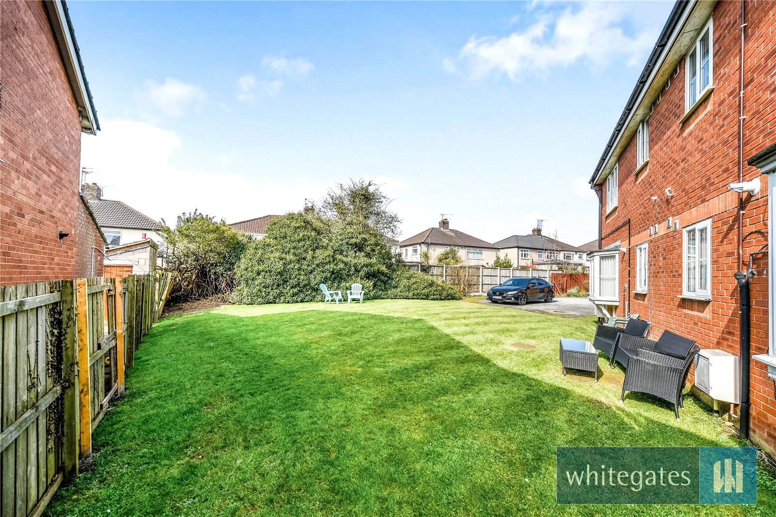 Whitegates Huyton 2 bedroom Flat SSTC in Wokingham Grove, Liverpool