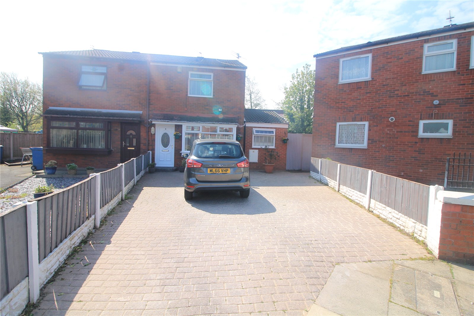 Whitegates Walton Vale 3 bedroom House For Sale in Glaslyn Way, Walton